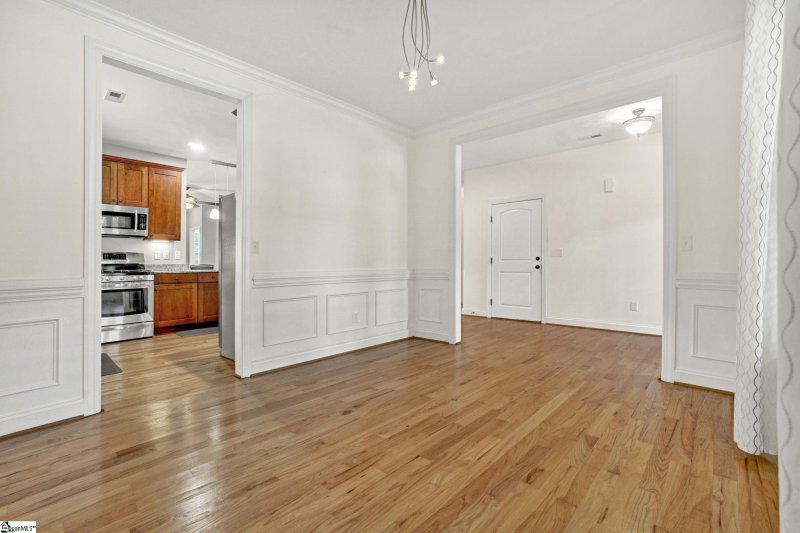 Property image 5 at 520 Summitbluff Drive, Greenville, SC 29617