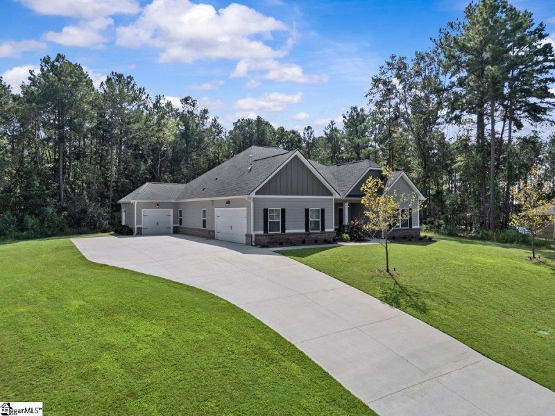 Property image 2 of 5 Trollingwood Way in The Estates at Trollingwood, Pelzer, SC 29669