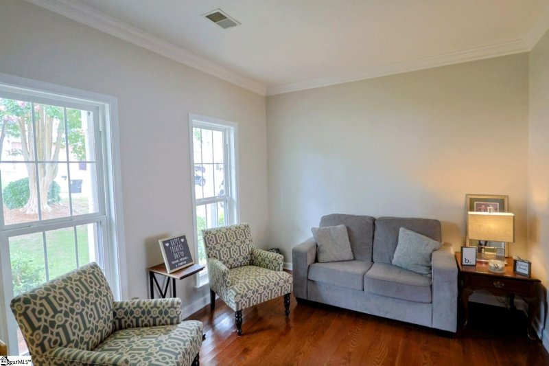 Property image 2 of 11 Hickory Hollow Court in Forrester Cove, Greenville, SC 29607