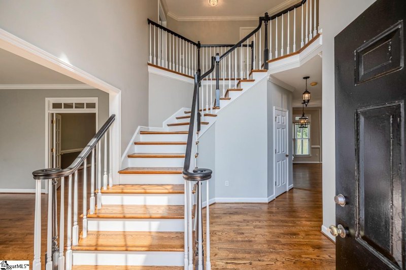 Property image 3 of 32 English Oak Road in Stonehaven, Simpsonville, SC 29681