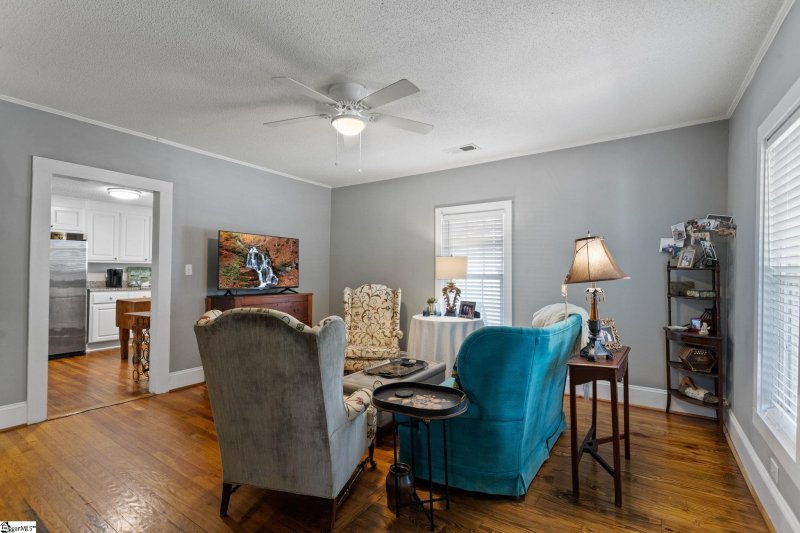 Property image 4 of 20 Haynesworth Street in Monaghan, Greenville, SC 29611