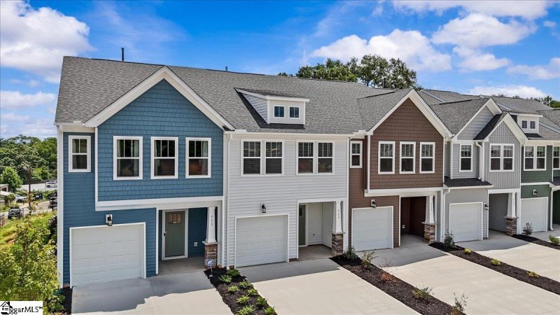 Property image 2 of 113 Zoey Way in Saluda Crossing, Piedmont, SC 29673