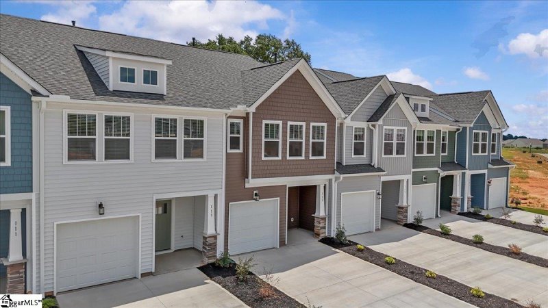 Property image 2 of 115 Zoey Way in Saluda Crossing, Piedmont, SC 29673