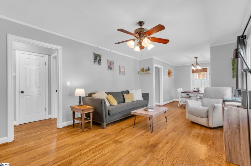 Property image 4 at 102 Longwood Drive, Taylors, SC 29687