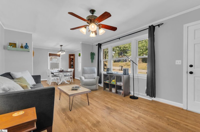 Property image 5 at 102 Longwood Drive, Taylors, SC 29687