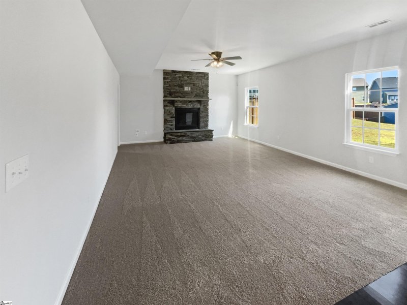 Property image 3 of 802 Morning Fog Drive in Rainwater, Duncan, SC 29334