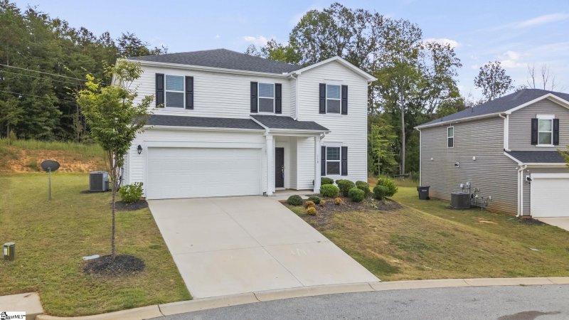 Property image 3 of 110 Matilda Street in Holland Park, Spartanburg, SC 29302