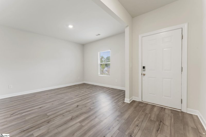 Property image 5 of 110 Matilda Street in Holland Park, Spartanburg, SC 29302