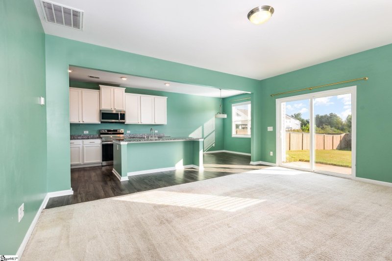 Property image 4 of 106 Ashborne Lane in Holliston, Simpsonville, SC 29681