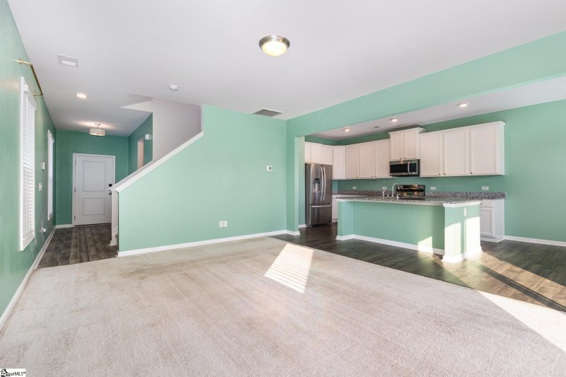 Property image 5 of 106 Ashborne Lane in Holliston, Simpsonville, SC 29681