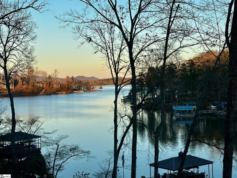 Property image 3 at 4 Sail Maker Court, Salem, SC 29676