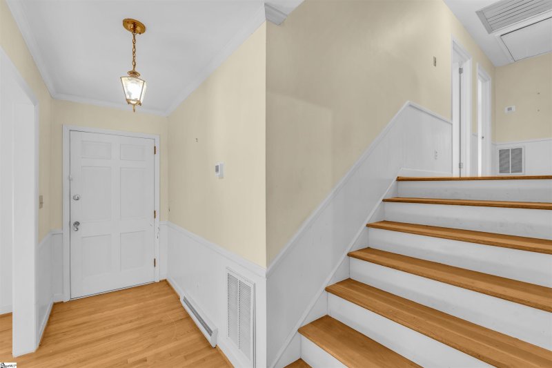 Property image 3 of 216 Dellrose Circle in Drexel Terrace, Taylors, SC 29687