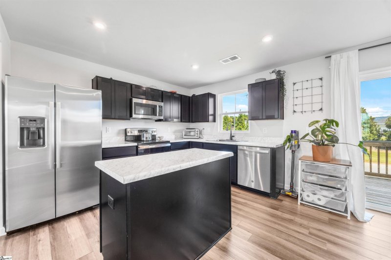 Property image 3 of 214 Bearmont Trail in August Brook, Greenville, SC 29617