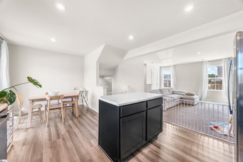 Property image 4 of 214 Bearmont Trail in August Brook, Greenville, SC 29617