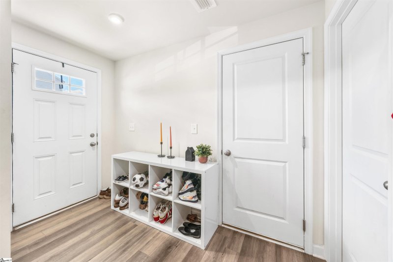 Property image 5 of 214 Bearmont Trail in August Brook, Greenville, SC 29617