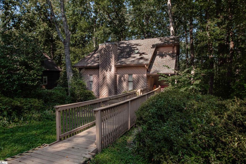 Rc Jack Oates, Easley Community