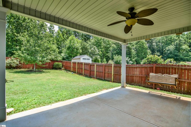 Property image 5 of 273 Meadow Blossom Way in Creekwood, Simpsonville, SC 29681