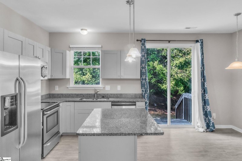 Property image 3 of 83 Huntress Drive in Foxfield Common, Greer, SC 29651