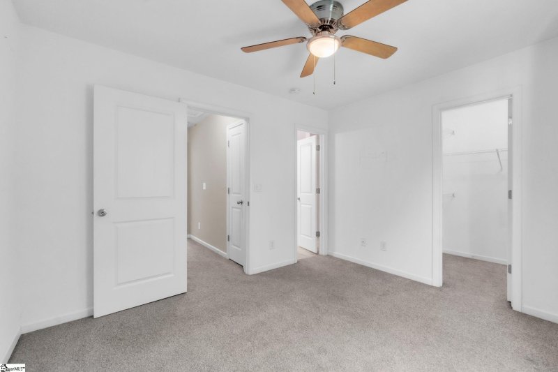 Property image 4 of 83 Huntress Drive in Foxfield Common, Greer, SC 29651