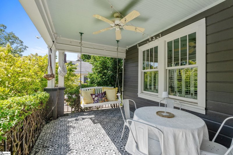 Property image 5 at 19 E Augusta Place, Greenville, SC 29605