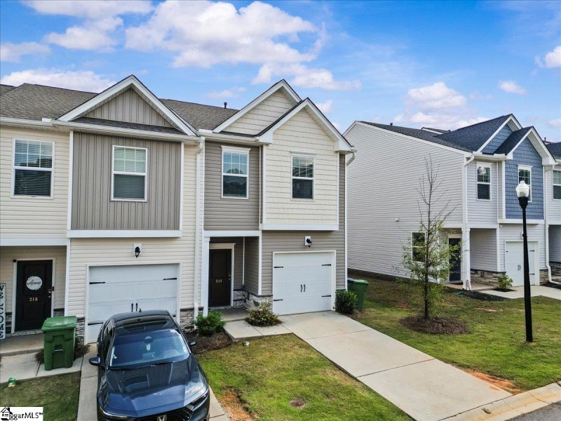 Property image 2 of 314 Laurel Park Drive in Parkland Townes, Greenville, SC 29607