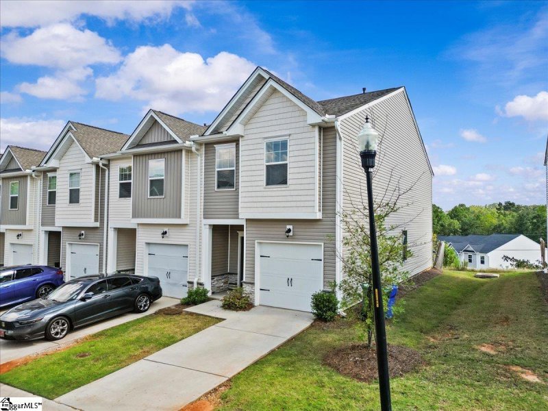 Property image 3 of 314 Laurel Park Drive in Parkland Townes, Greenville, SC 29607