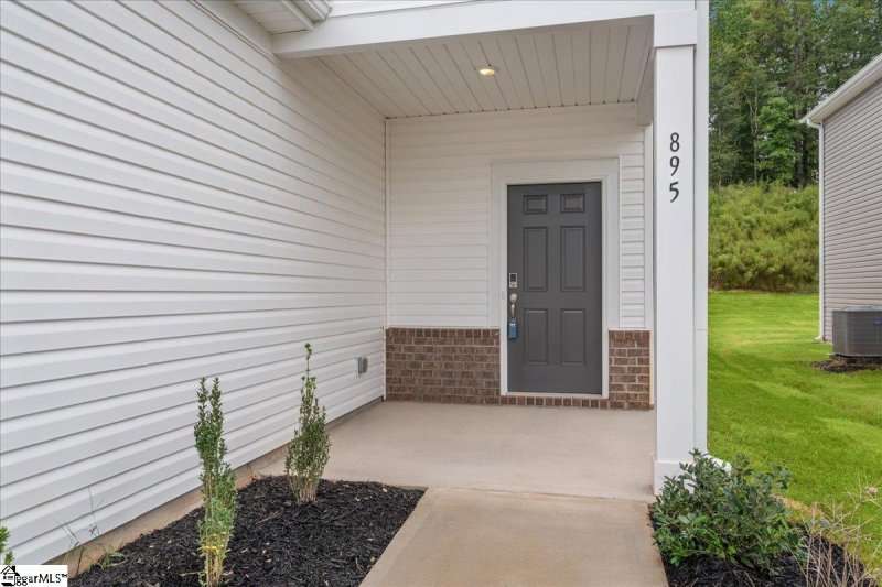 Property image 5 of 895 Penfold Pointe in Brayfield Manor, Wellford, SC 29385