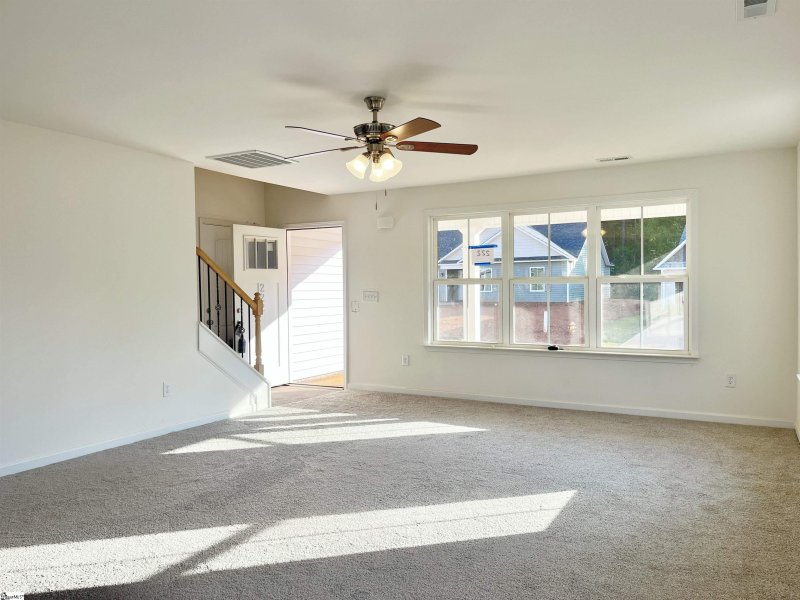 Property image 5 of 222 Kahlen Court in Megan Manor, Piedmont, SC 29673