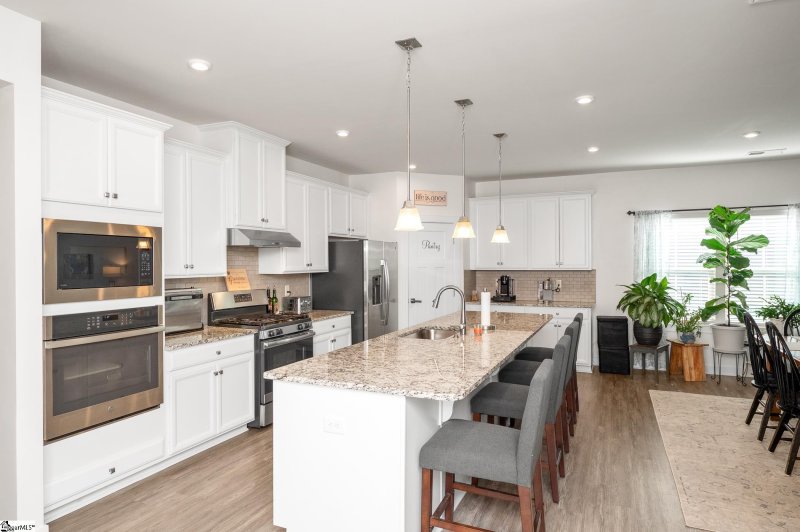 Property image 4 at 402 Greer Farm Lane, Anderson, SC 29621-3795