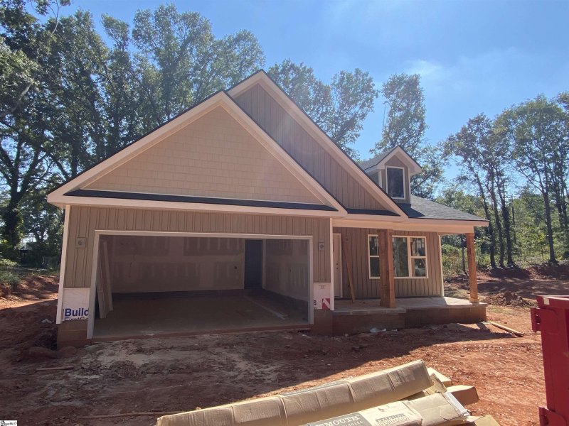 Property image 2 of 301 Elm Avenue in Centerville Terrace, Anderson, SC 29625