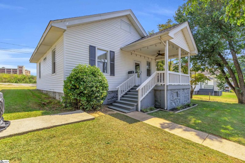 Property image 2 of 26 Upland Street in Pacific Mills, Lyman, SC 29365