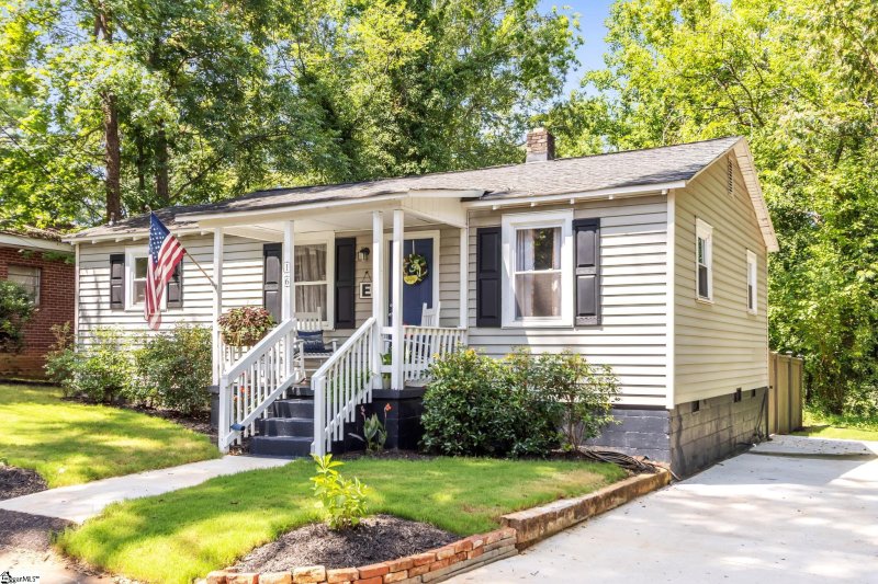 Property image 2 of 16 Miller Street in Nicholtown, Greenville, SC 29607