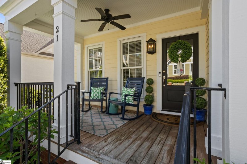 Property image 3 of 21 Kershaw Court in Bells Grant, Greenville, SC 29607
