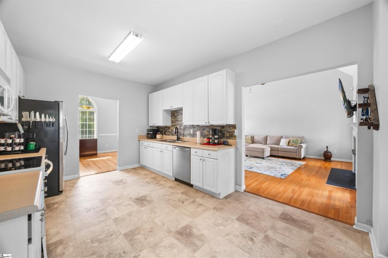 Property image 5 of 214 Hampton Creek Lane in Hampton Meadows, Lyman, SC 29365