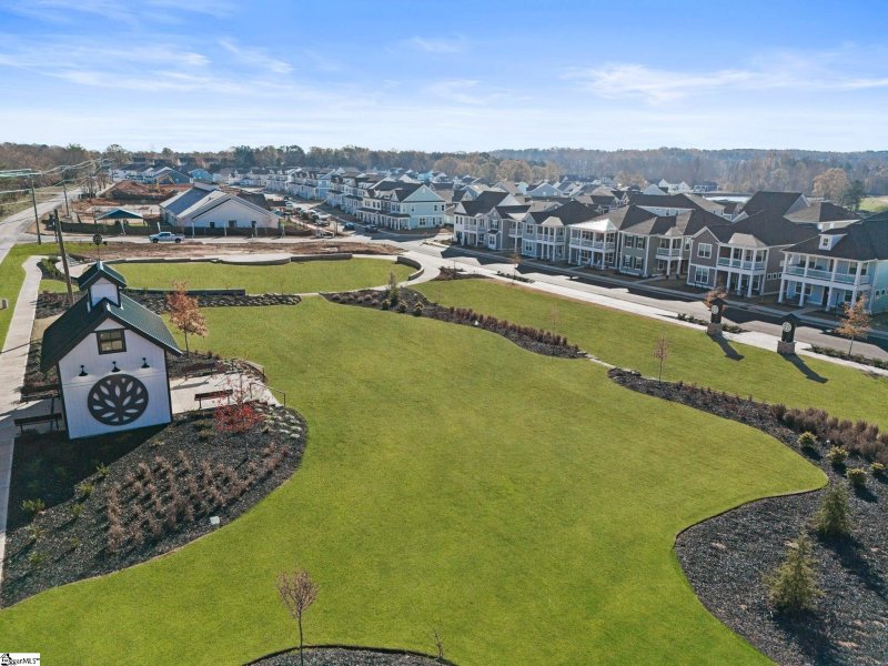 Property image 3 of 229 Lewes Avenue in The Settlement, Simpsonville, SC 29681