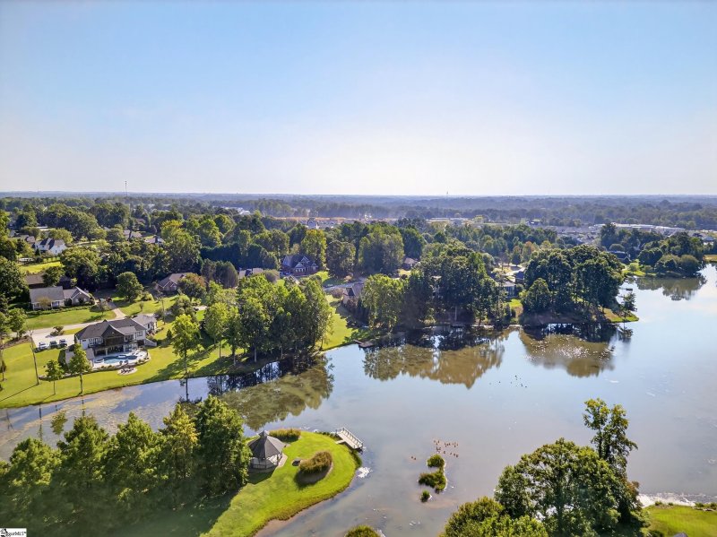 Property image 3 of 750 Ship Wreck Place in Lake Emory, Inman, SC 29349