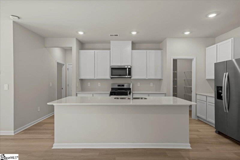 Property image 5 at 319 Fair Cross Circle, Piedmont, SC 29673