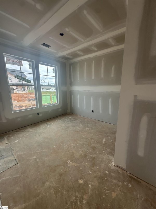 Property image 5 of 926 Gibbons Street in Shiloh Trail, Wellford, SC 29385