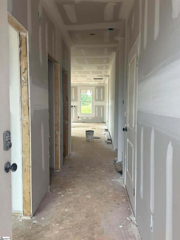 Property image 3 of 930 Gibbons Street in Shiloh Trail, Wellford, SC 29385