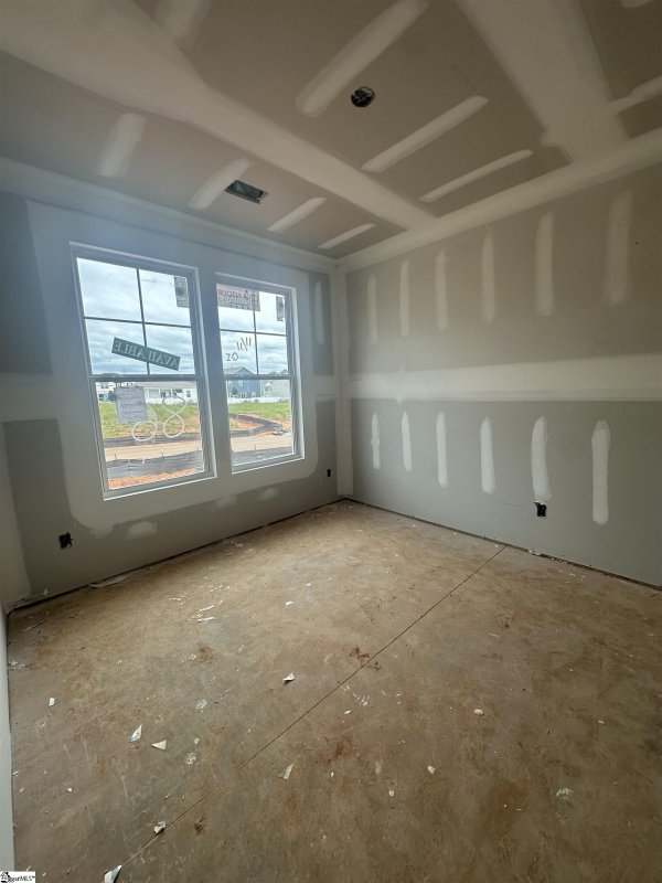 Property image 4 of 930 Gibbons Street in Shiloh Trail, Wellford, SC 29385