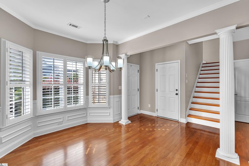 Property image 3 of 40 Barnwood Circle in Plantation Greene, Greenville, SC 29607