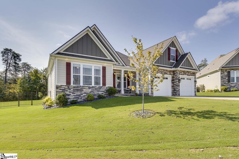 Property image 2 at 317 Blue Rock Court, Travelers Rest, SC 29690