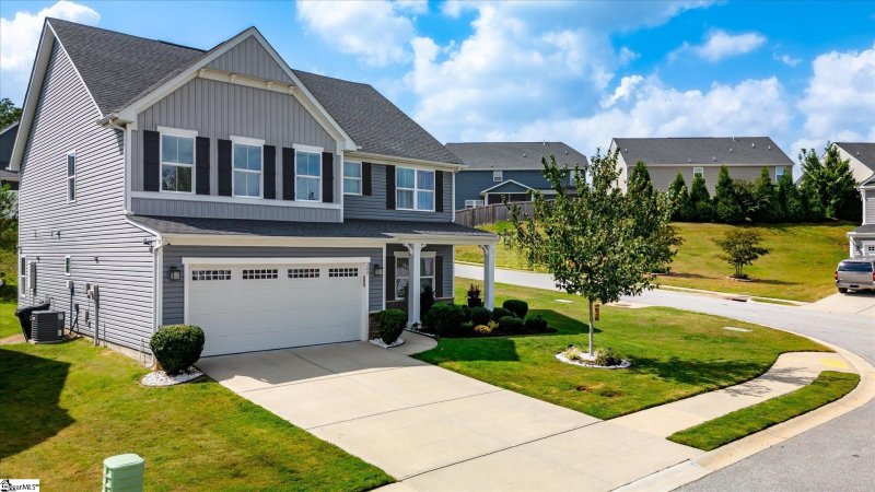 Property image 2 of 200 Walla Walla Court in Riverstone, Greenville, SC 29607