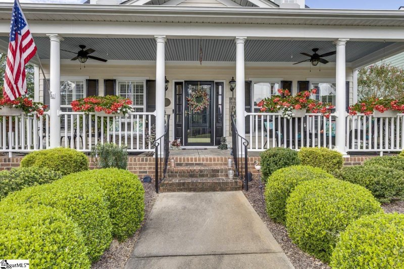 Property image 2 at 101 Farm Mill Circle, Simpsonville, SC 29681