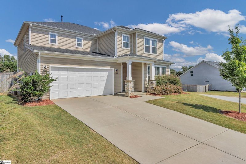 Property image 2 of 800 Redmill Lane in Reid Park, Duncan, SC 29334