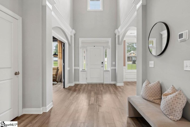 Property image 3 of 121 Winter Valley Lane in Midway Farms, Belton, SC 29627