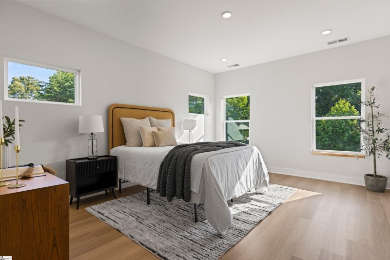 Property image 5 of 321 Serendipity Lane in Sunset Summits, Spartanburg, SC 29301