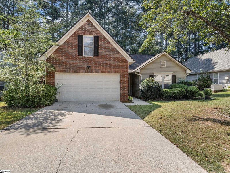 Property image 3 of 620 Thornbird Circle in Eagle Pointe, Boiling Springs, SC 29316