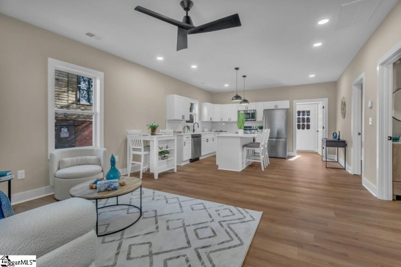 Property image 5 of 36 Dorsey Boulevard in Abney Mills, Greenville, SC 29611