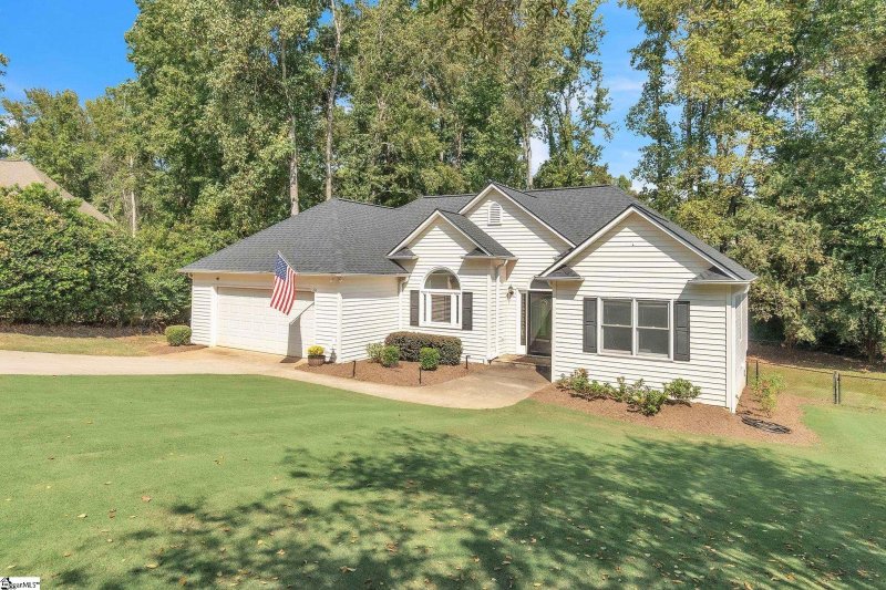 Property image 4 of 536 Yorktown Place in Bradford West, Moore, SC 29369